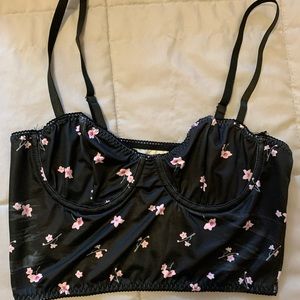 Black floral tank top